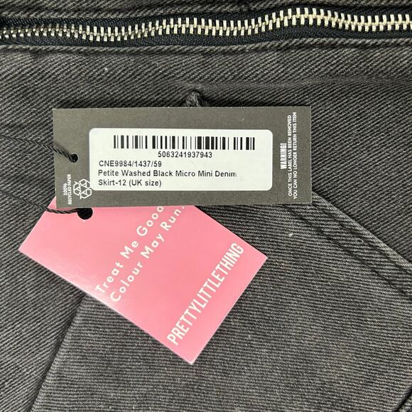 Pretty Little Thing Petite Washed Micro Mini Denim Skirt in Black - Picture 6 of 8